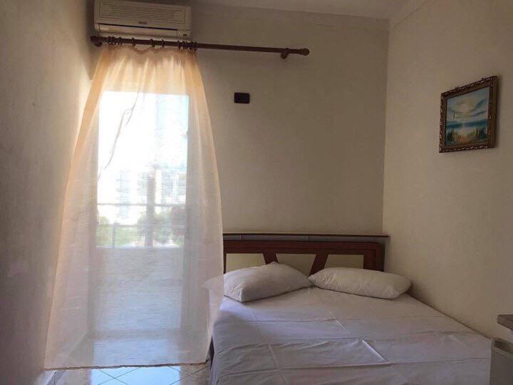 Hotel Ridal Vlorë Esterno foto